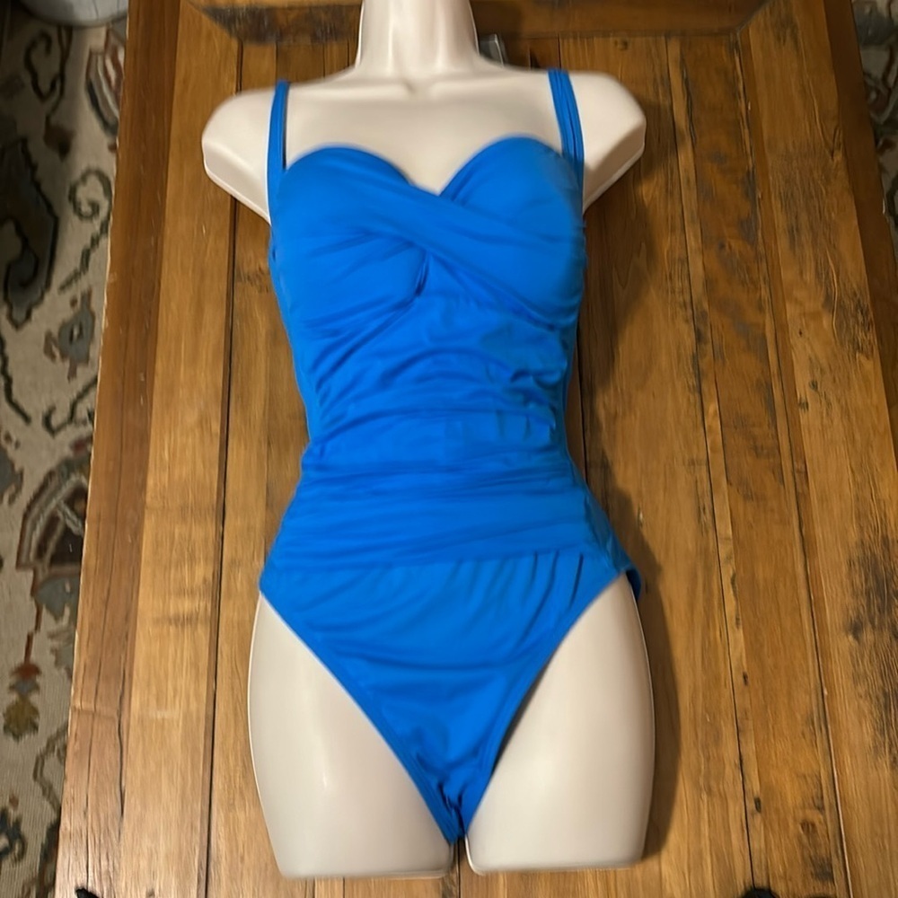 L Blanca Island Goddess Over The Shoulder Rouched Front Bandeau swim suit - Picture 1 of 7
